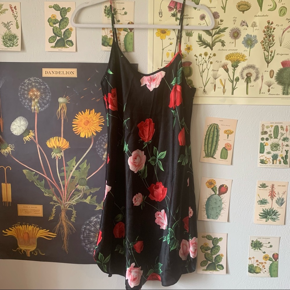 Secret Treasures Floral Nightgown